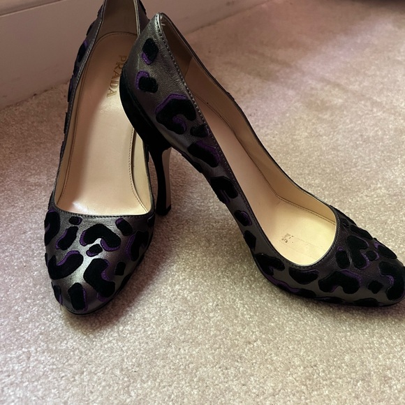 Prada Women's Black and Purple Heels - Picture 1 of 8